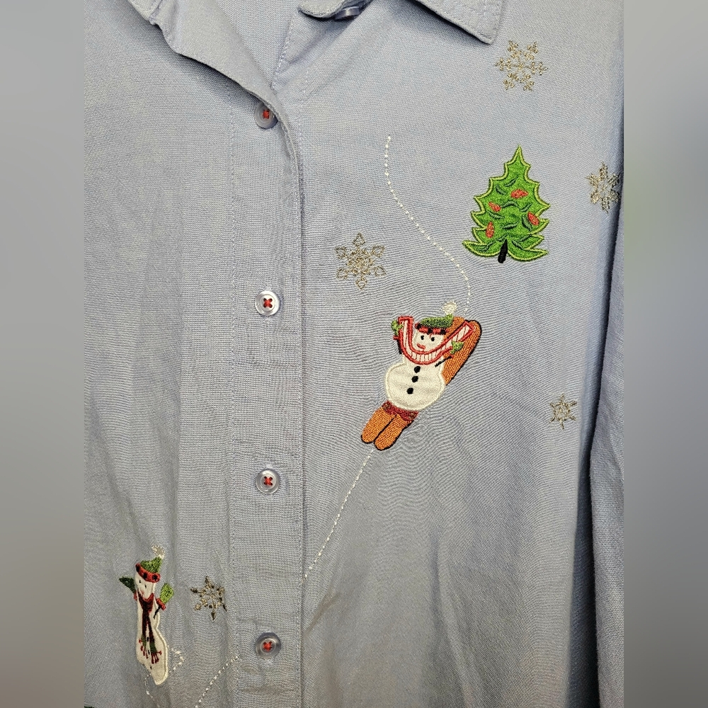 Holiday Cotton Chambray Button-up With Snowmen & Christmas Trees Sz 16/18 - Picture 3 of 6